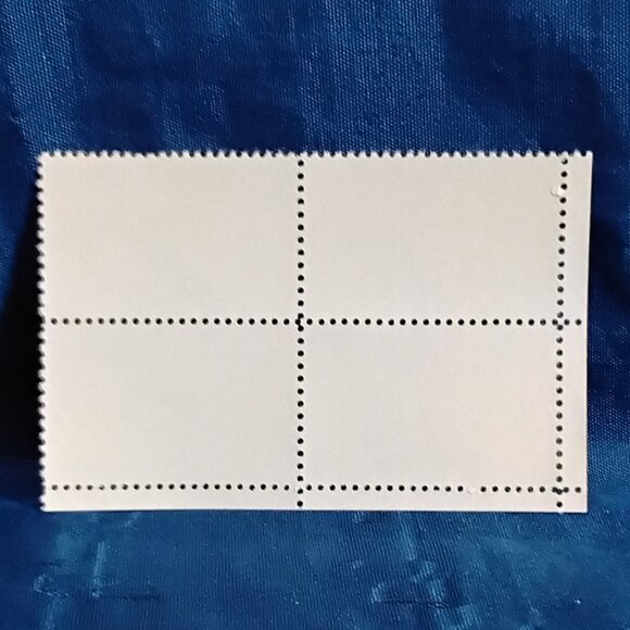 Uncirculated USA 1980 Olympics Team USA Block of Four 15 Cent Airmail Stamps!! - Picture 2 of 2